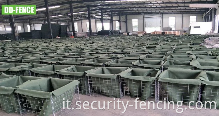 Bastione a maglie saldata galvanizzata Gabion Bastione di mantenimento delle barriere difensive della parete per Fondazione della diga di trincea militare